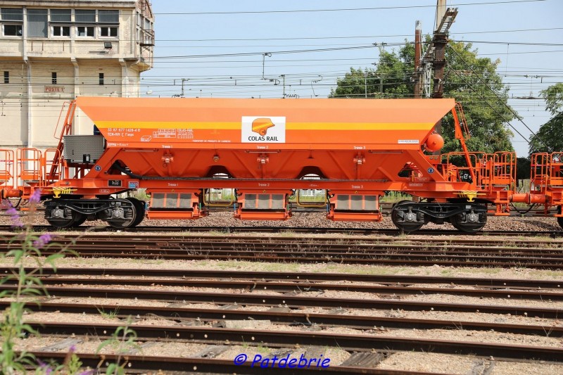 33.87.677.1428-4.JPG (496.98 Kio) Vu 526 fois 33.87.677.1428-4.JPG