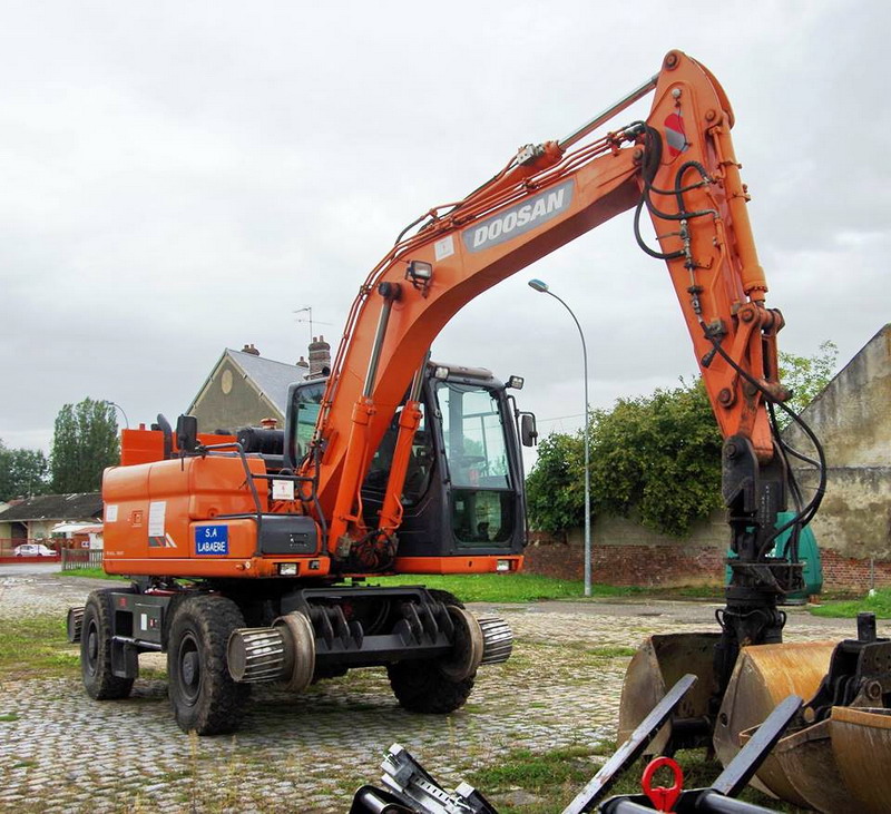 Doosan DX 160W RR (2017-09-15 Appilly) SA Labaere (6).jpg