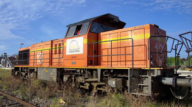 G 1206 BB 5001774 (2017-10-31 gare de Chaulnes) Colas Rail 13 (3).jpg