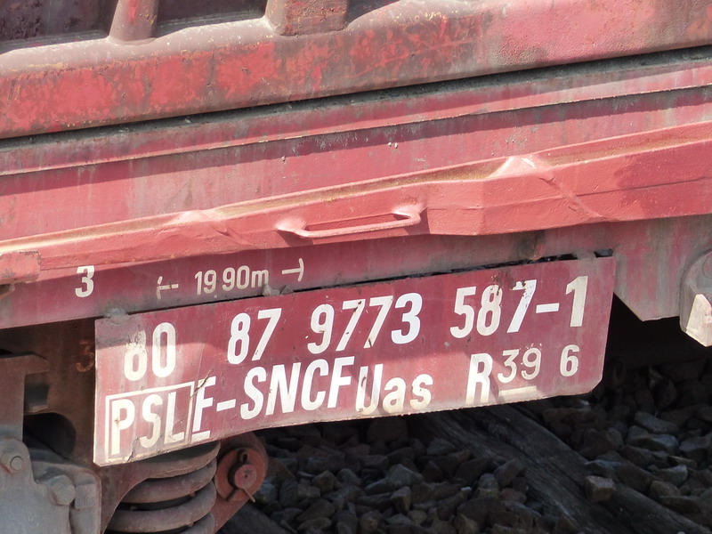 80 87 977 3 587-1 Uas R39 6 F SNCF-PSL (2014-08-05 SPC) (2).jpg