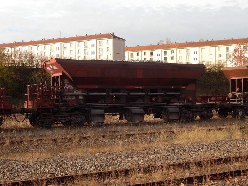 80 87 977 7 444 1 Uas  D12-6  R (1) (Copier).JPG