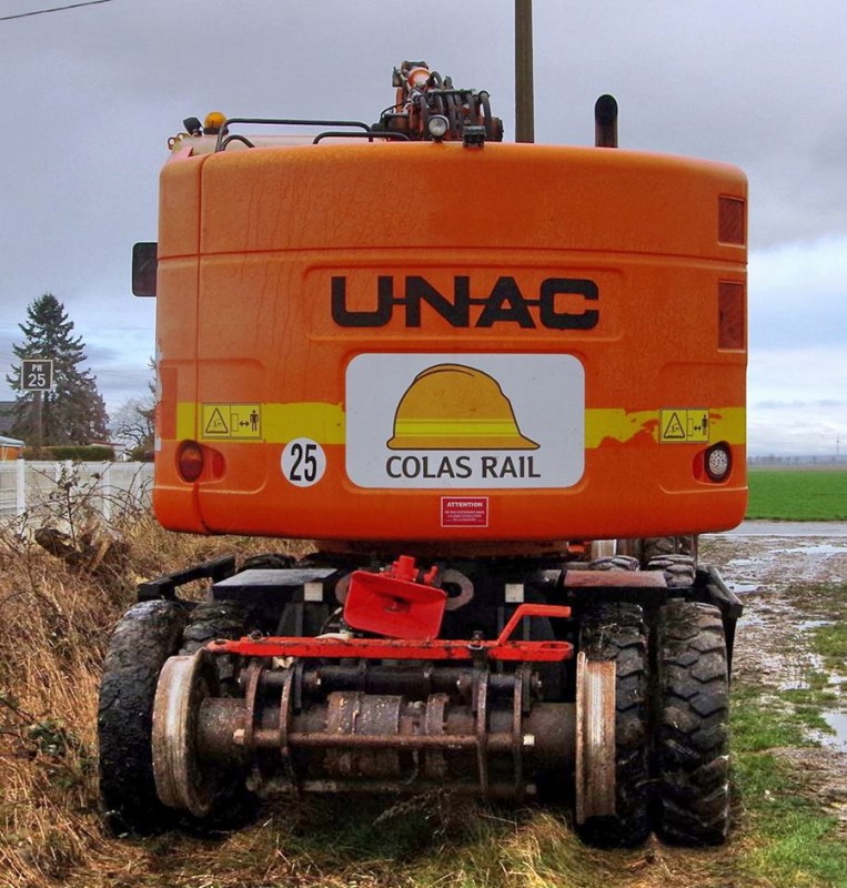 UNAC 22 TRR (2018-01-16 PN n°25 Curhy) Colas Rail D 1002196 (8).jpg