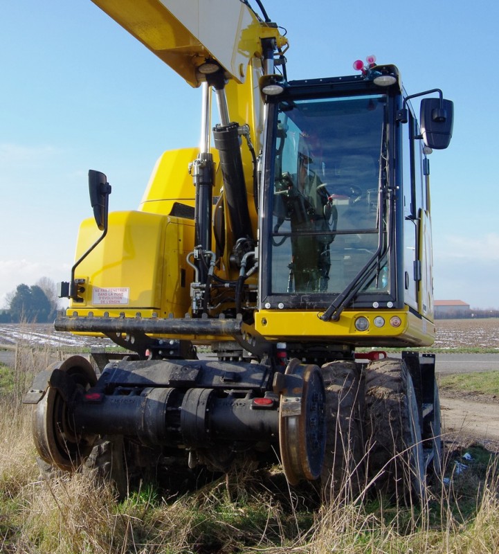 UNAC 22 F (2018-02-08 PN n°14) Colas Rail D100 3492 (14).jpg