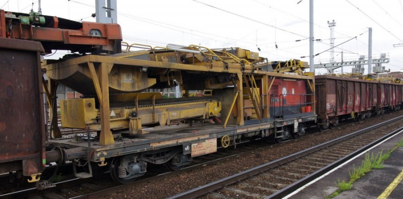 99 87 9 352 513-5 (2013-05'23 gare de Saint Quentin) TSO (4).jpg (136.76 Kio) Vu 8480 fois 99 87 9 352 513-5 (2013-05'23 gare de Saint Quentin) TSO (4).jpg