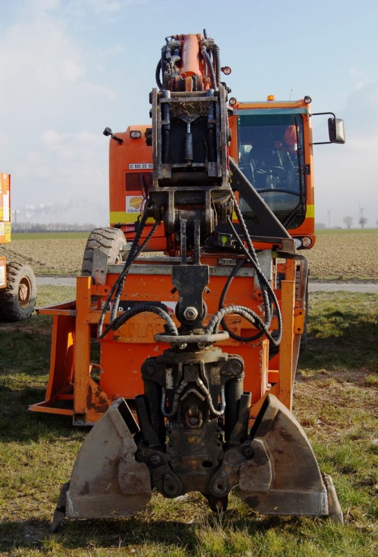 UNAC 22 TRR (2018-02-26 PN n°27 à Curchy) Colas Rail D1002515 (3).jpg