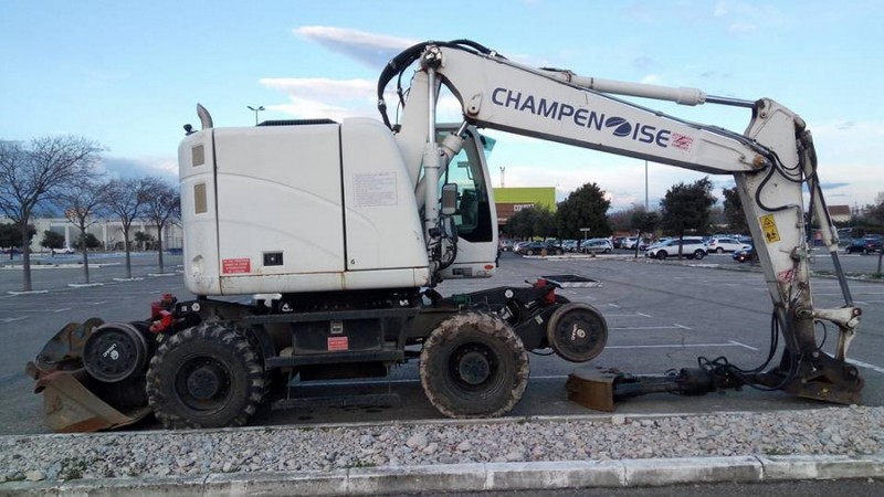 UNAC 22 TRR (2018-03-16 parkind de Carrefour à Avignin) (17).jpg (143.66 Kio) Vu 3120 fois UNAC 22 TRR (2018-03-16 parkind de Carrefour à Avignin) (17).jpg