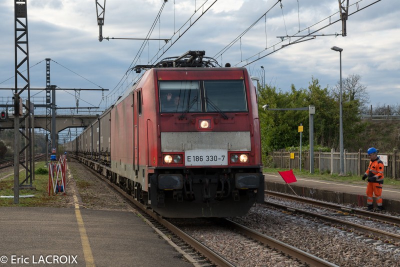 Train 2017 03 22 (556).jpg (466.69 Kio) Vu 5384 fois Train 2017 03 22 (556).jpg