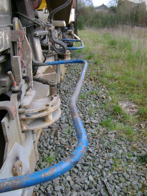 99 87 9 225 507-2 (2013-00-00 RVB à la Brochinière près de Rennes) (4).jpg (276.76 Kio) Vu 3551 fois 99 87 9 225 507-2 (2013-00-00 RVB à la Brochinière près de Rennes) (4).jpg