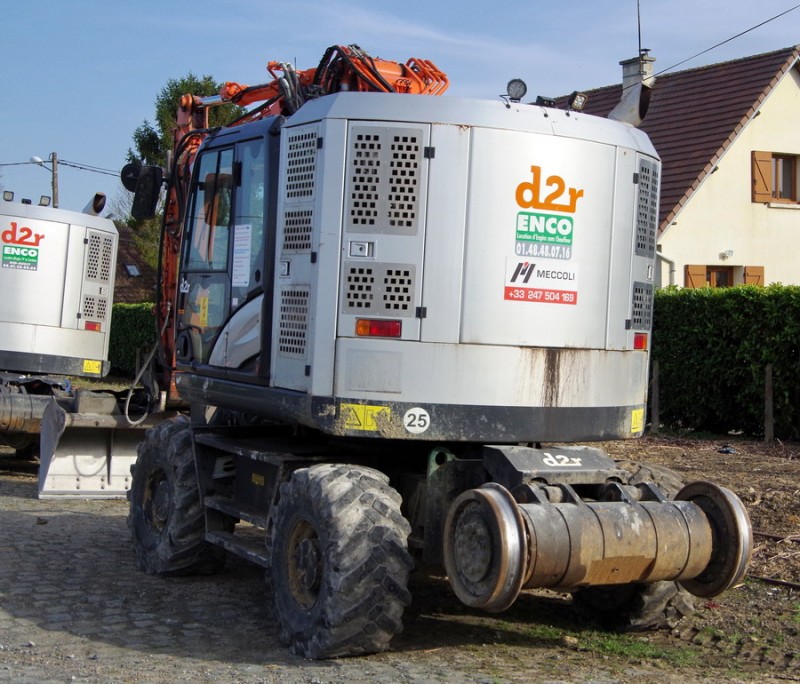 Hitachi D2R ZX170PRR (2018-04-07 Flavy-le-Martel) (8).jpg