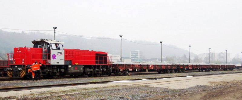 G 1206 BB 5001691 (2018-04-09 Laon) 92 87 0061 745-1 F-VFLI - BB61745 (1).jpg (88.91 Kio) Vu 2474 fois G 1206 BB 5001691 (2018-04-09 Laon) 92 87 0061 745-1 F-VFLI - BB61745 (1).jpg