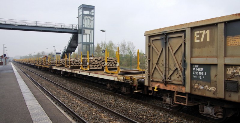 2018-04-09 gare Ham (4).jpg (133.93 Kio) Vu 3123 fois 2018-04-09 gare Ham (4).jpg