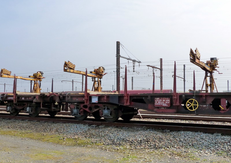 80 87 975 1 155-3 Uas R27 2 F SNCF-PN (2015-03-21 Infrapôle LGV A SPDC) (4).jpg